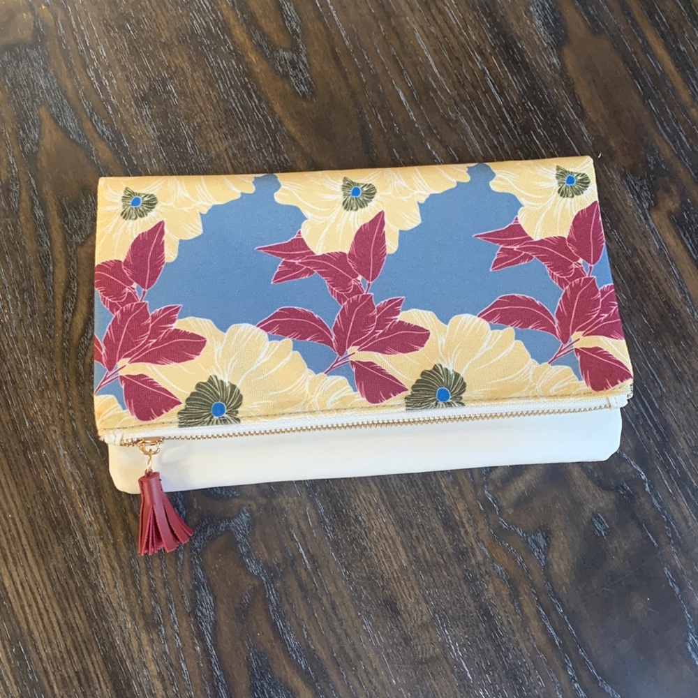 Rachel Pally fold over floral clutch pre loved condition - Picture 1 of 8